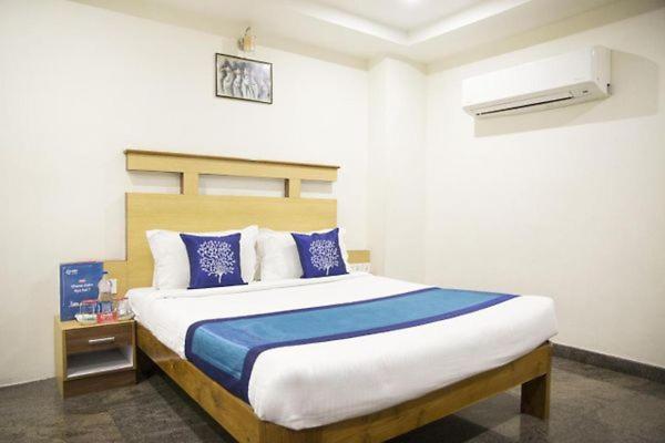 Hotel Way Inn Grand Tirupati Exterior foto